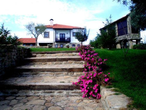 تشافيس Casa Do Meio Do Povo - Turismo De Habitacao المظهر الخارجي الصورة