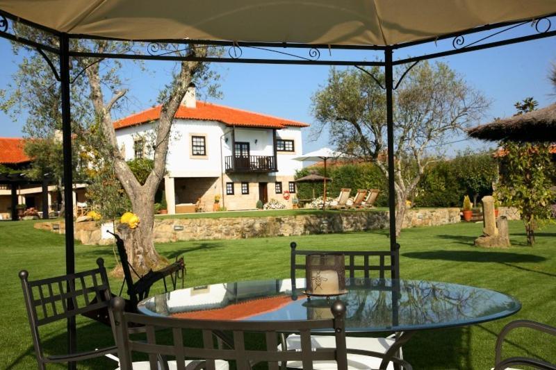 تشافيس Casa Do Meio Do Povo - Turismo De Habitacao المظهر الخارجي الصورة
